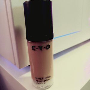 COPY - QTY 2 - NEW C.Y.O Long Lasting Foundation Lifeproof Shade 101, 30ml Disc…